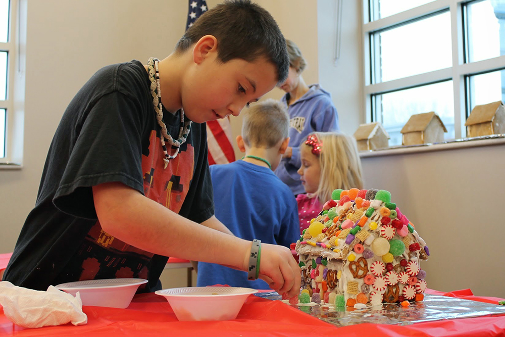 Gingerbread House Workshops holiday event at the Children's Museum of Southern Minnesota Mankato