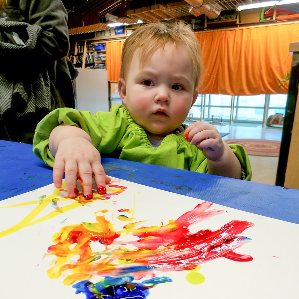 Finger Paint art at the Childrens Museum during the Mankato Art Crawl