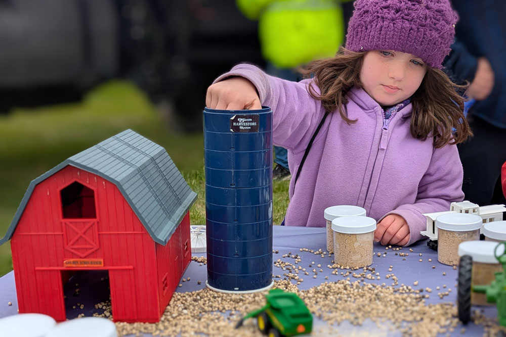 Explore seed to table farm agriculture at the Children's Museum of Southern Minnesota in Mankato - FREE Admission